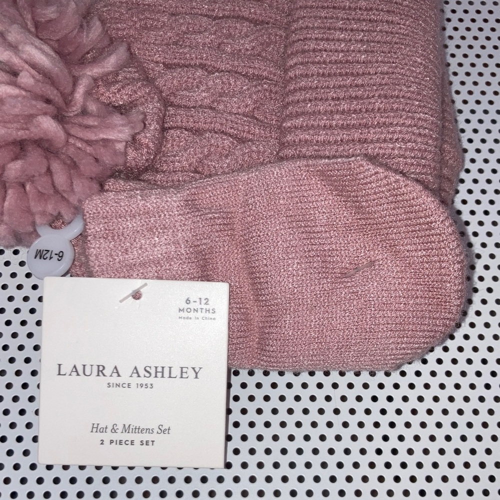 #152. 🆕 NWT - Laura Ashley - Baby Blush Knit Hat and Mittens Set - Picture 5 of 5